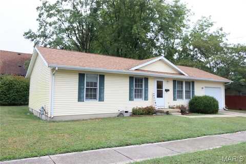 102 Locust, Greenville, IL 62246