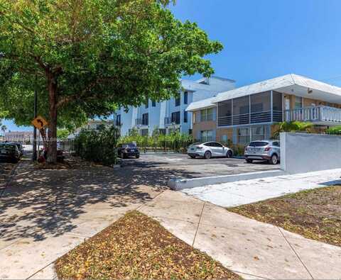 1140 71st St, Miami Beach, FL 33141