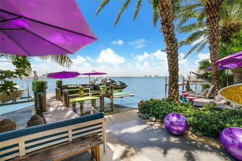 2440 N Shore Ter, Miami Beach, FL 33141