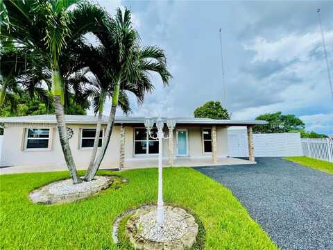 20400 NW 40th Ct, Miami Gardens, FL 33055