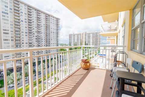 251 174th St, Sunny Isles Beach, FL 33160