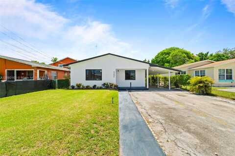 5204 SW 19th St, West Park, FL 33023