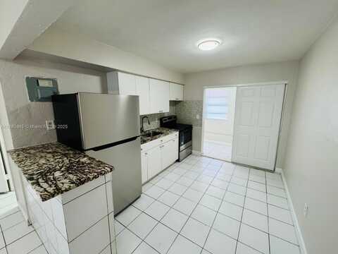 2960 W Flagler St, Miami, FL 33135
