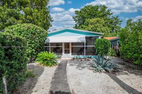 2967 SW 21st St, Miami, FL 33145