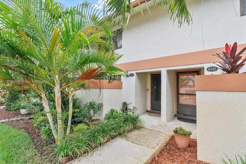 4347 SW 70th Ter, Davie, FL 33314