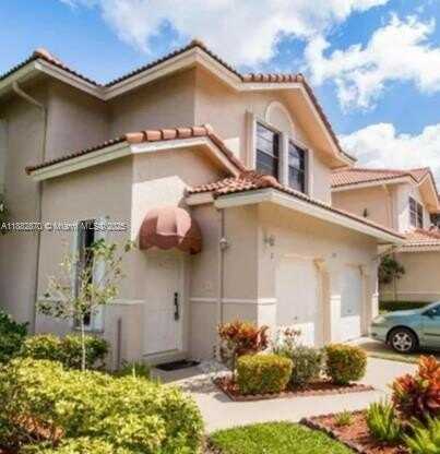 8711 Via Giula, Boca Raton, FL 33496