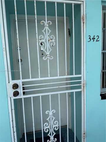 1501 NE Miami Gardens Dr, Miami, FL 33179