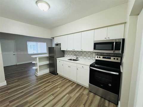 2960 W Flagler St, Miami, FL 33135