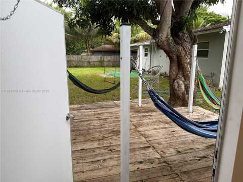 2452 Madison St, Hollywood, FL 33020