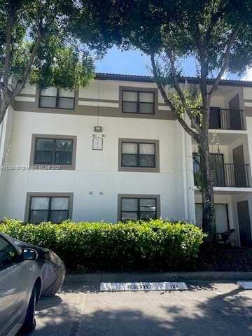 560 S PARK RD, Hollywood, FL 33021