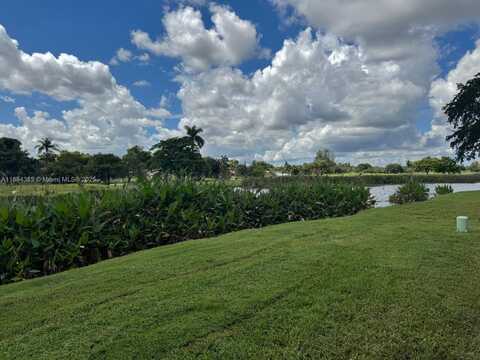 2471 SW 82nd Ave, Davie, FL 33324