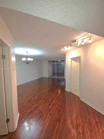 10451 W Broward Blvd, Plantation, FL 33324