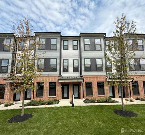 618 Sadie Circle, New Brunswick, NJ 08901