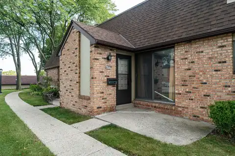 8657 N 72nd St, Milwaukee, WI 53223