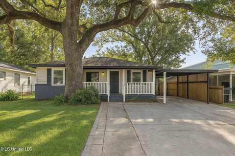 222 Benachi Avenue, Biloxi, MS 39530