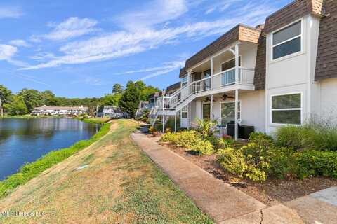 550 Post Rd, Ridgeland, MS 39157