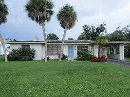 1204 LAUREL AVENUE, VENICE, FL 34285