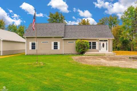 10643 Brandon, Emmett, MI 48022