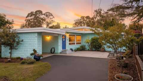 511 Cliff DR, APTOS, CA 95003