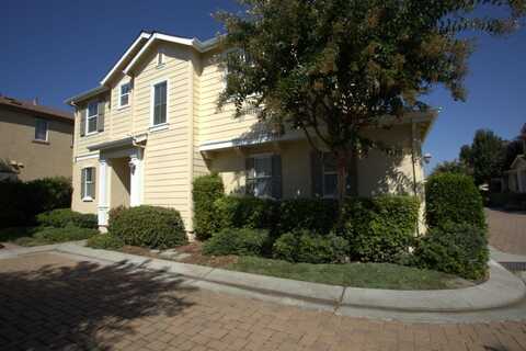 726 Tennyson DR, GILROY, CA 95020