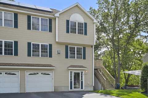 28 Riverview, Methuen, MA 01844
