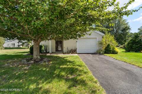 7 Tamarack Court, Barnegat, NJ 08005