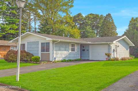 5 Gray Lane, Brick, NJ 08724
