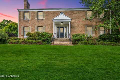 4 Takolusa Drive, Holmdel, NJ 07733