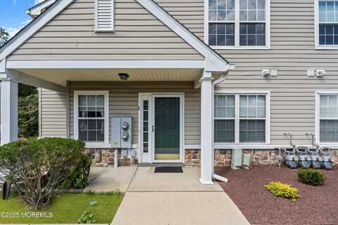 2 Lincoln Court, Tinton Falls, NJ 07712