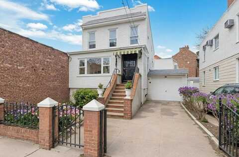 6107 Grand Avenue, Maspeth, NY 11378