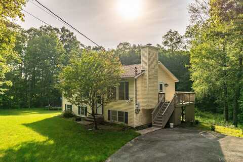151 School House Road, Middletown, NY 10940