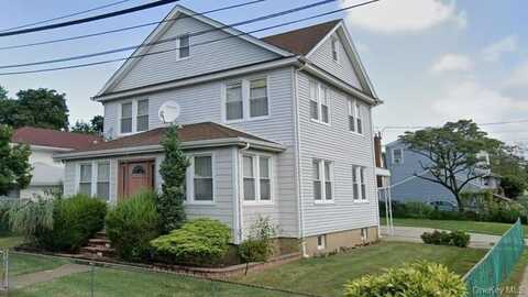 727 Beck Street, Uniondale, NY 11553