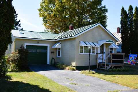 86 Canada Road, Moscow, ME 04920
