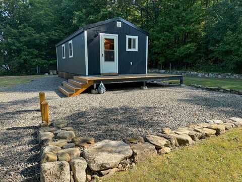 22 Main Road, Burlington, ME 04417