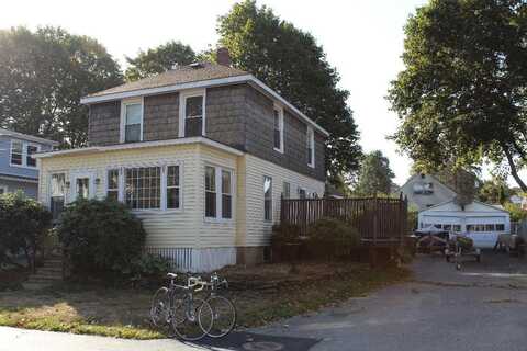 18 Elmwood Avenue, South Portland, ME 04106