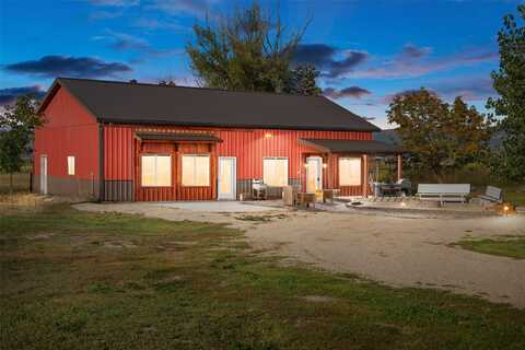 592 Stevensville Airport Road, Stevensville, MT 59870