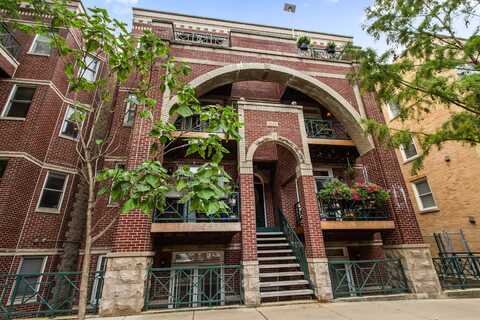 4124 N Kenmore Avenue, Chicago, IL 60613
