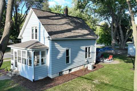 604 S Van Buren Street, Batavia, IL 60510