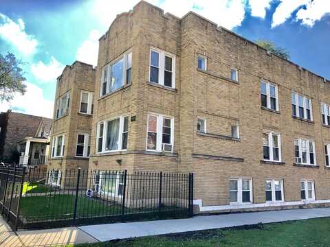 5041 W Dickens Avenue, Chicago, IL 60639