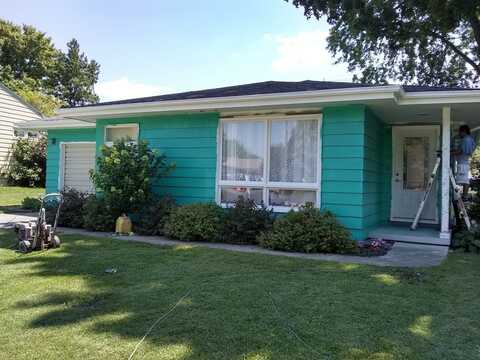 1407 E LeFevre Road, Sterling, IL 61081