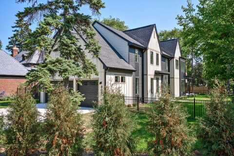 809 Lenox Road, Glenview, IL 60025