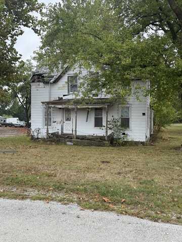420 S Sanford Street, Ivesdale, IL 61851