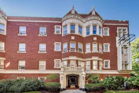 220 N Oak Park Avenue, Oak Park, IL 60302