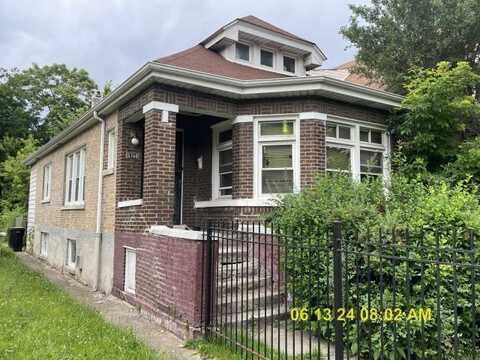 5748 S Laflin Street, Chicago, IL 60636
