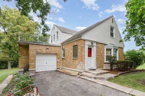 110 Homestead Drive, Wood Dale, IL 60191