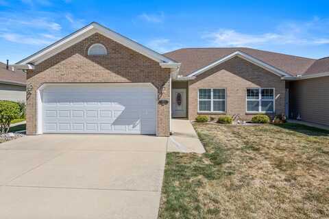 1926 S Prairie Winds Drive, Urbana, IL 61802
