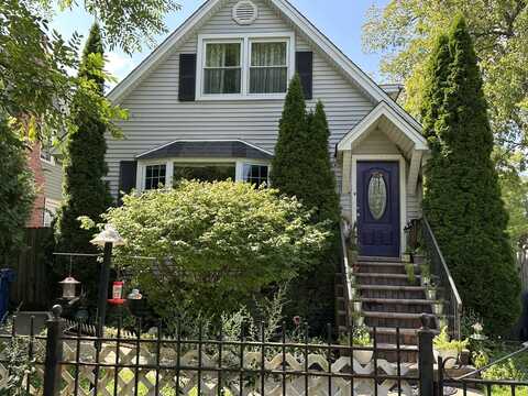 1940 Dodge Avenue, Evanston, IL 60201