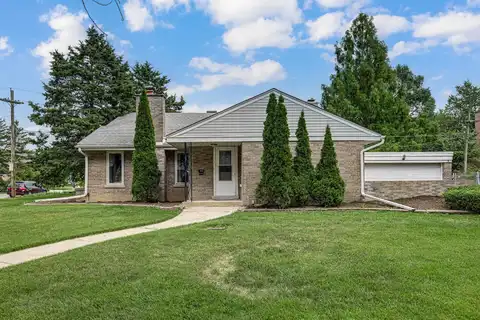 4465 LUNT Avenue, Lincolnwood, IL 60712