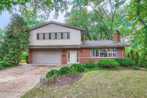 95 Greenbriar E Drive, Deerfield, IL 60015