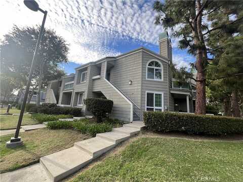 19352 Bluefish Ln, Huntington Beach, CA 92648